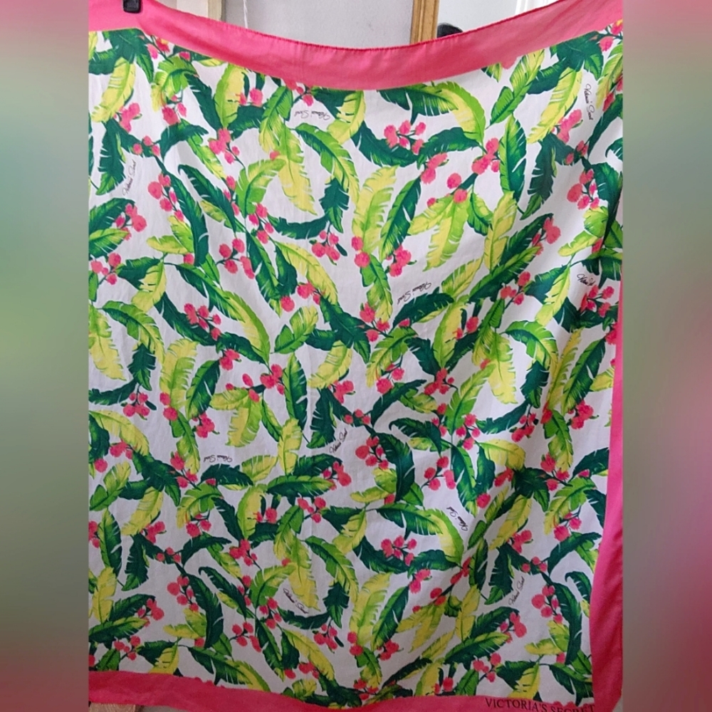 Victoria's Secret Scarf Cover-up - Picture 5 of 5